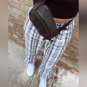 Straight leg plaid pants from American Eagle. Size small. Elastic waistband.